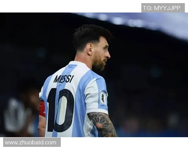 全球足球三大传奇球星盘点：梅西、C罗与贝利谁才是永恒之王